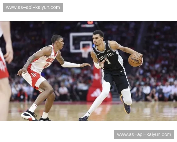 硝烟再燃!火箭vs马刺5月2日经典对决,那些令人窒息的瞬间